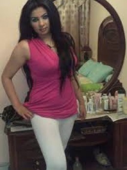 Lara - Escort in Egypt - smoke Yes